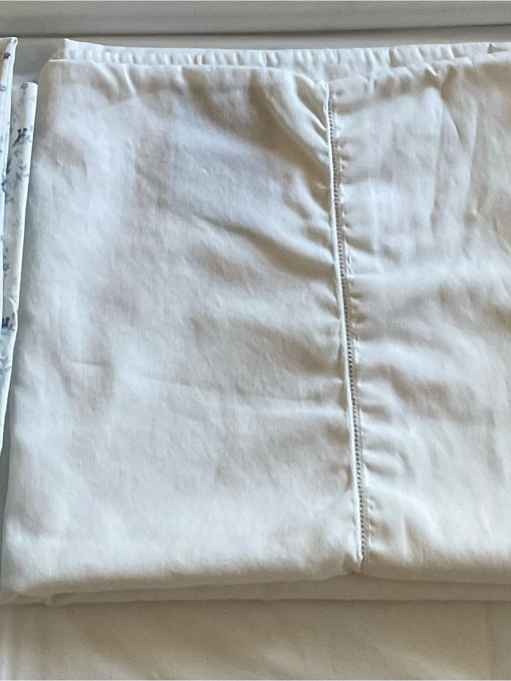 Lauren Ralph Lauren Assorted King and Standard Pillowcases Lot- 3 Pieces